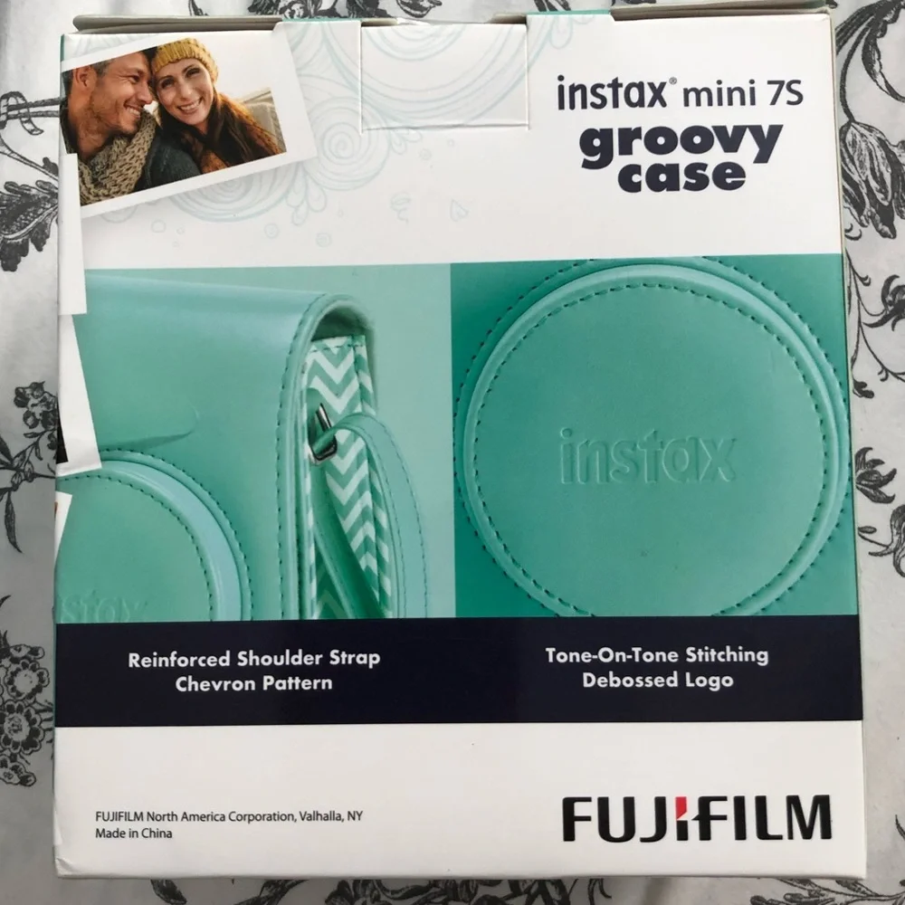 New fujifilm Instax mini 7S blue and white groovy case - Picture 3 of 3